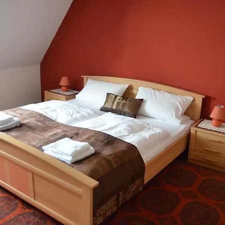 Herberg Weingasthof Zum Weissen Ross Osthofen