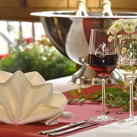 Herberg Weingasthof Zum Weissen Ross