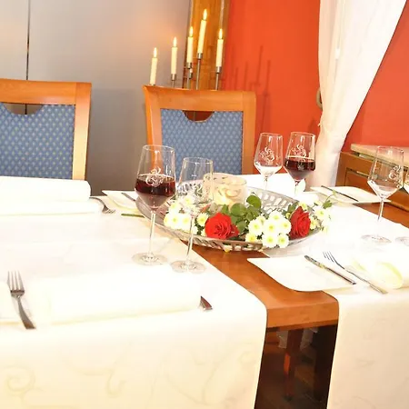 Herberg Weingasthof Zum Weissen Ross Osthofen